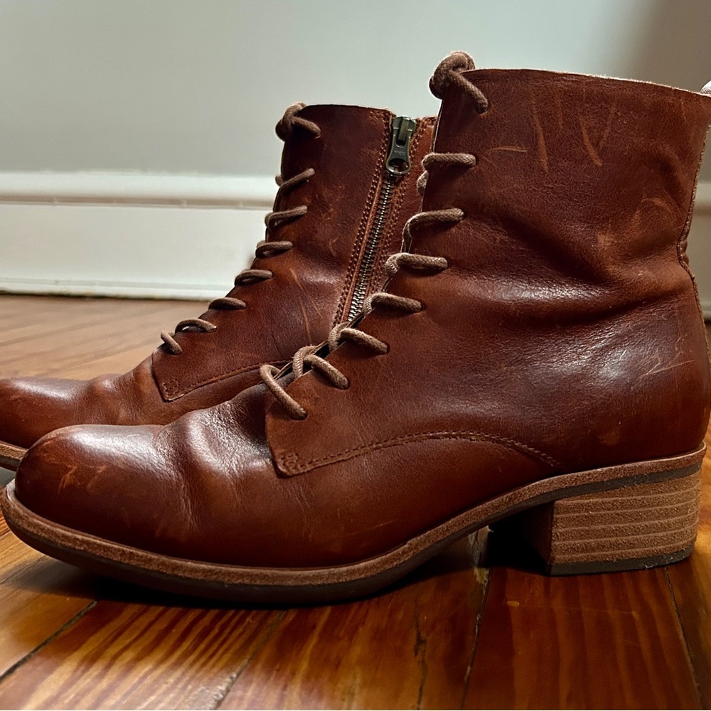 Kork-Ease brown leather lace-up boots